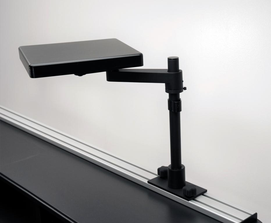 Speaker sales platform mount